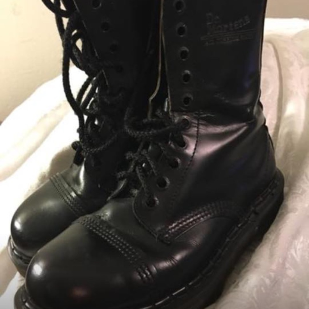 Dr. Martens
